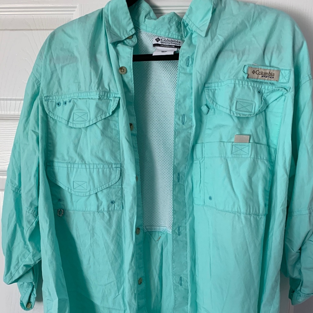 Columbia Men's fishing shirt
